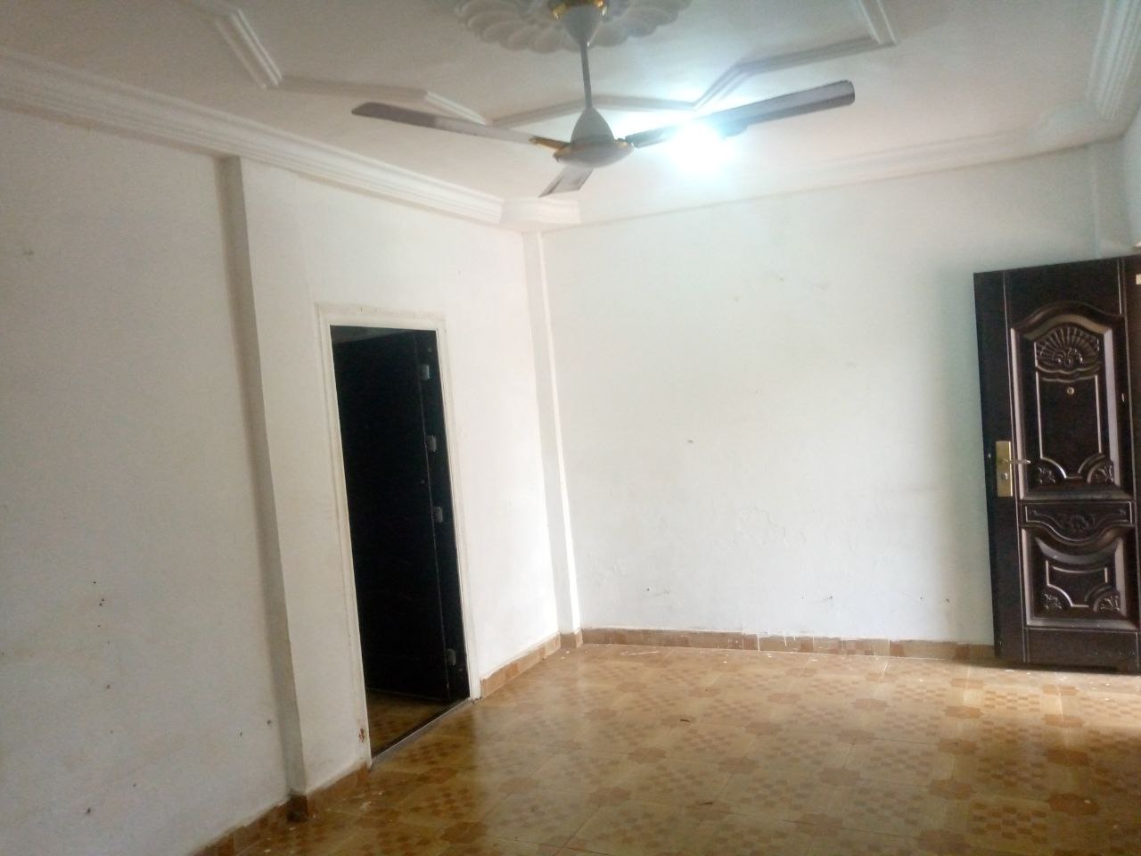 Six (6) Bedroom House For Sale at Pantang