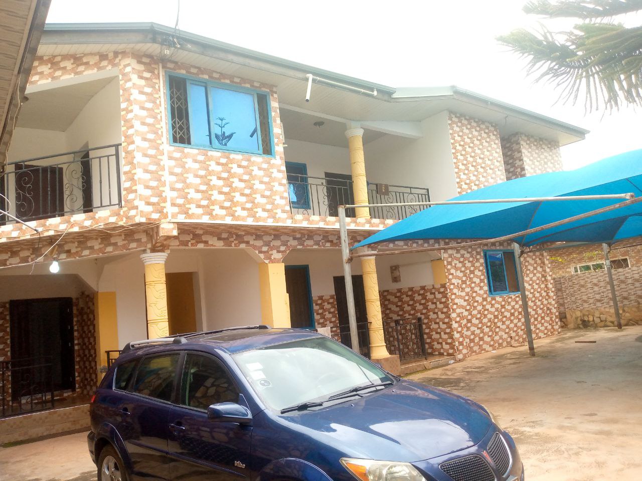 Six (6) Bedroom House For Sale at Pantang