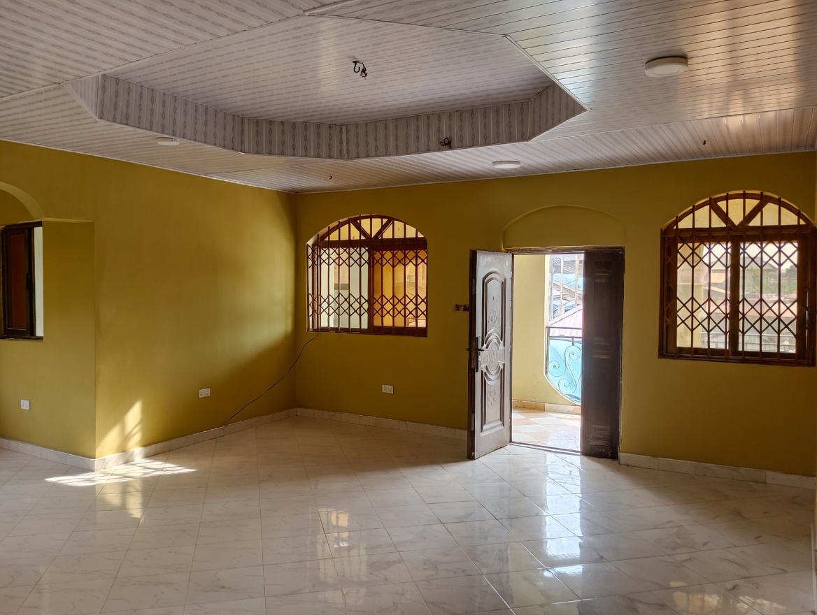 Six (6) Bedroom House For Sale at Pokuase Amanfrom