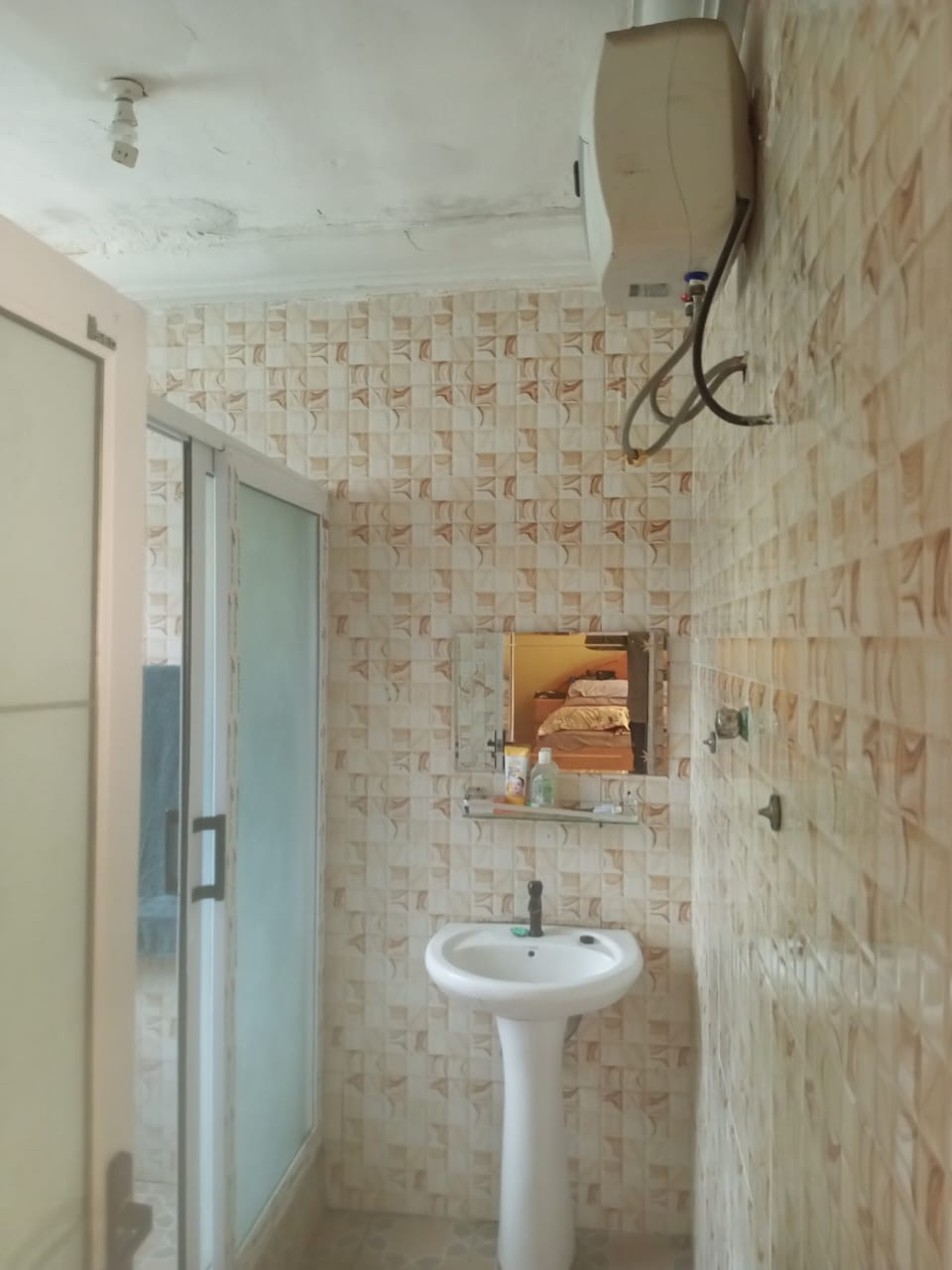 Six (6) Bedroom House For Sale at Pokuase Amanfrom