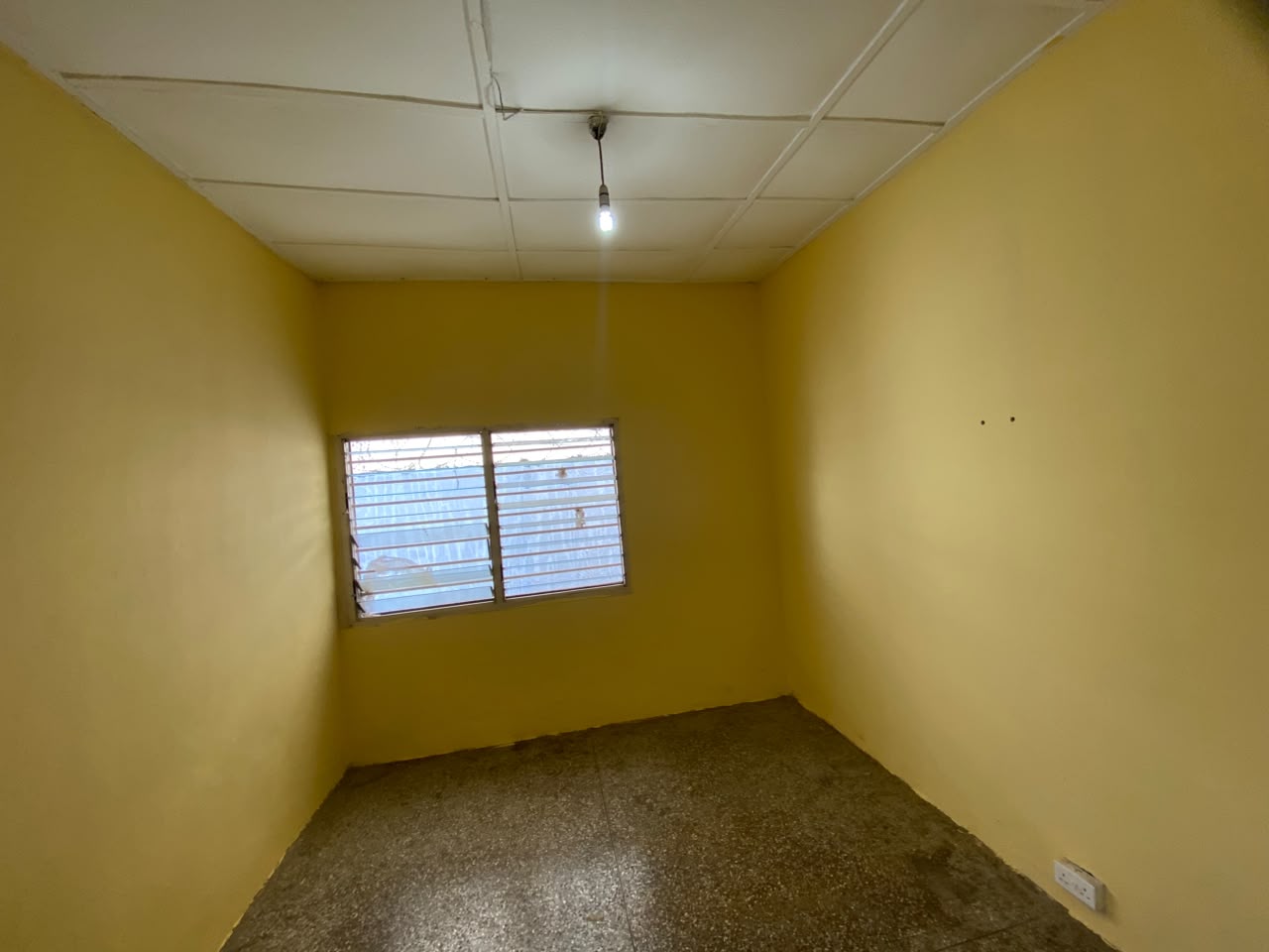 Six (6) Bedroom House with 2 Boys' Quarters For Rent at Dzorwulu