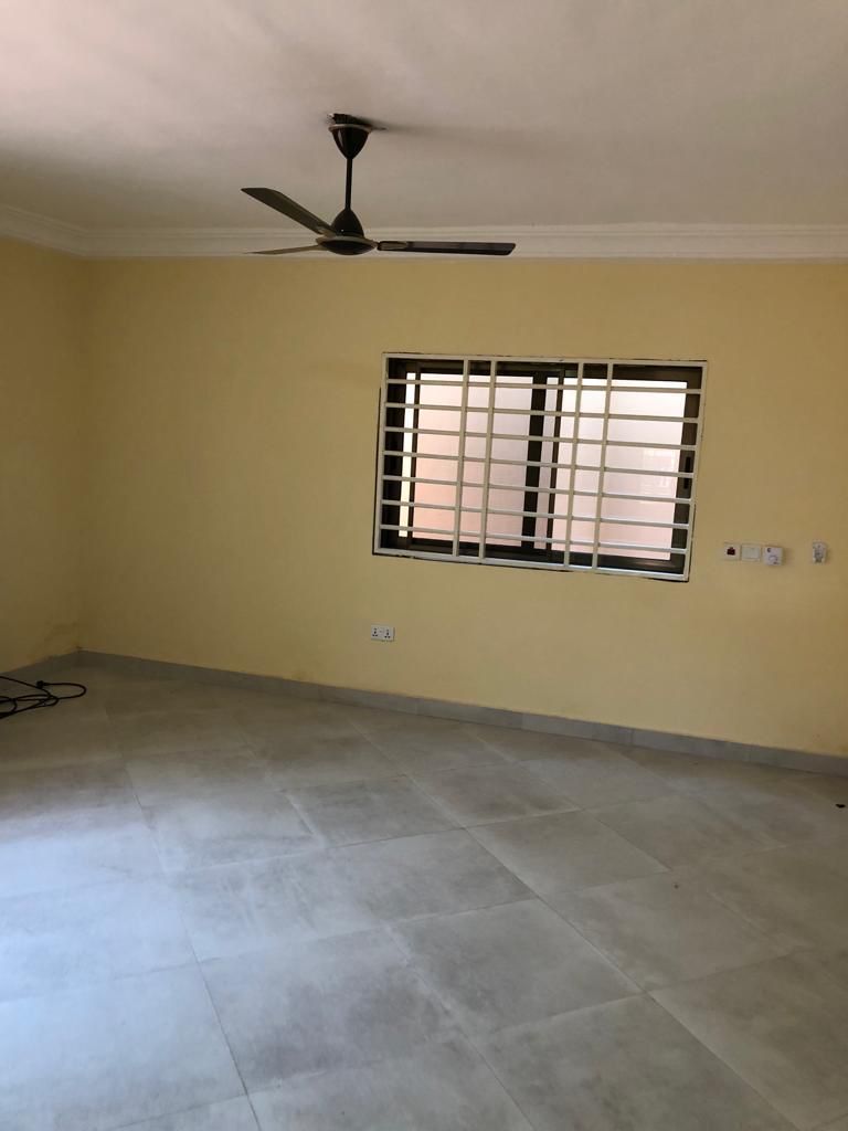 Spacious 2-Bedroom Apartment for Rent at Achimota