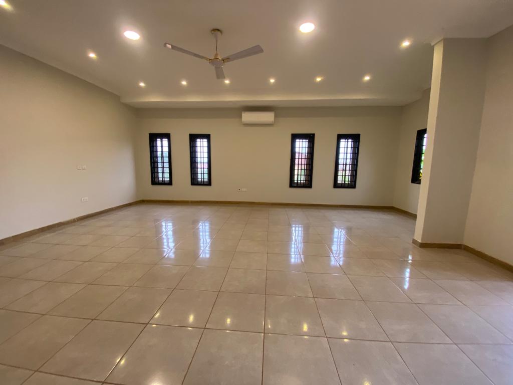 Spacious 5-Bedroom House for Sale in Adenta