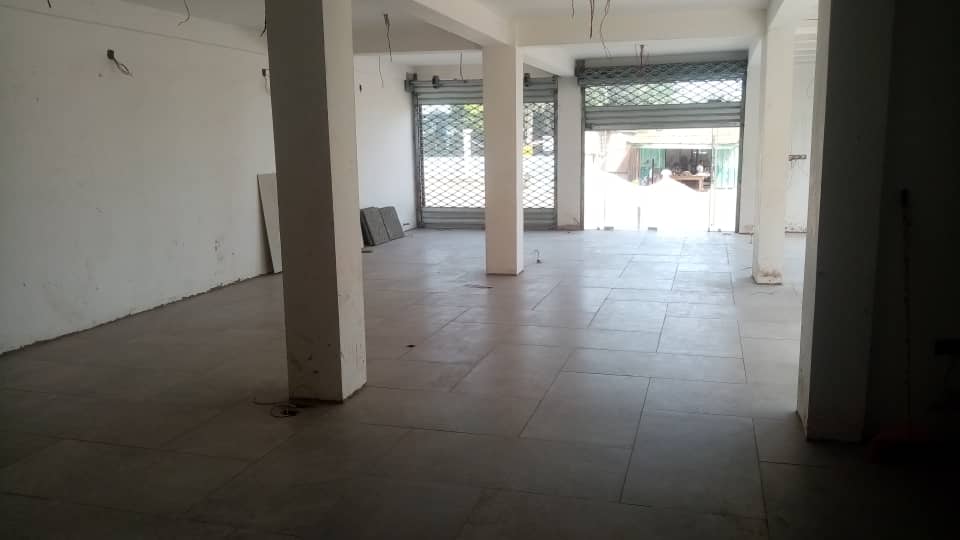 Spacious Showroom/Office Space for Rent at Botwe(6 Stores)