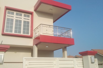 Three Bedroom house Available for Rent