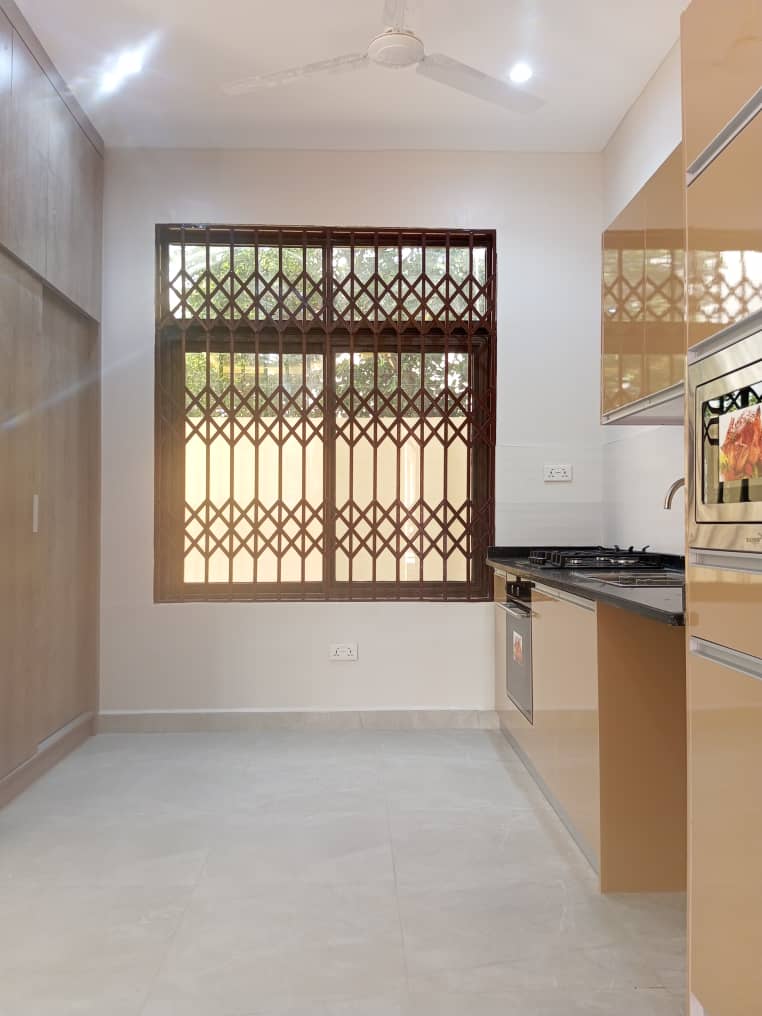 Studio Apartment For Rent at Agbogba