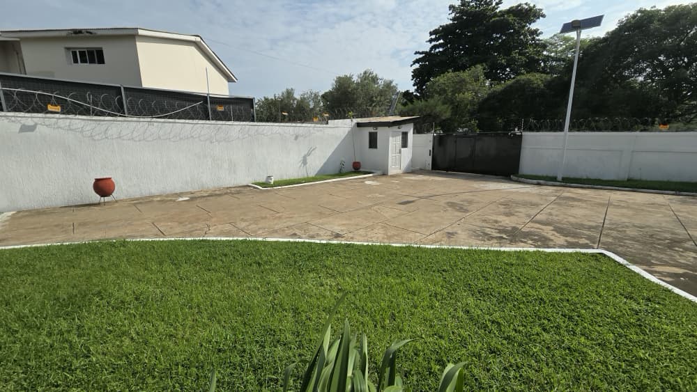 Commercial Space For Rent For Rent at Cantonments