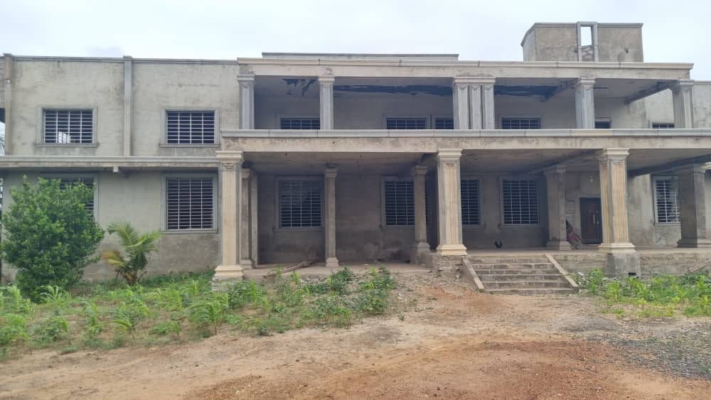 Ten 10-Bedroom House for Sale at Spintex