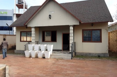 2 Bedroom house with 1 Bedroom Boys Quarters for rent