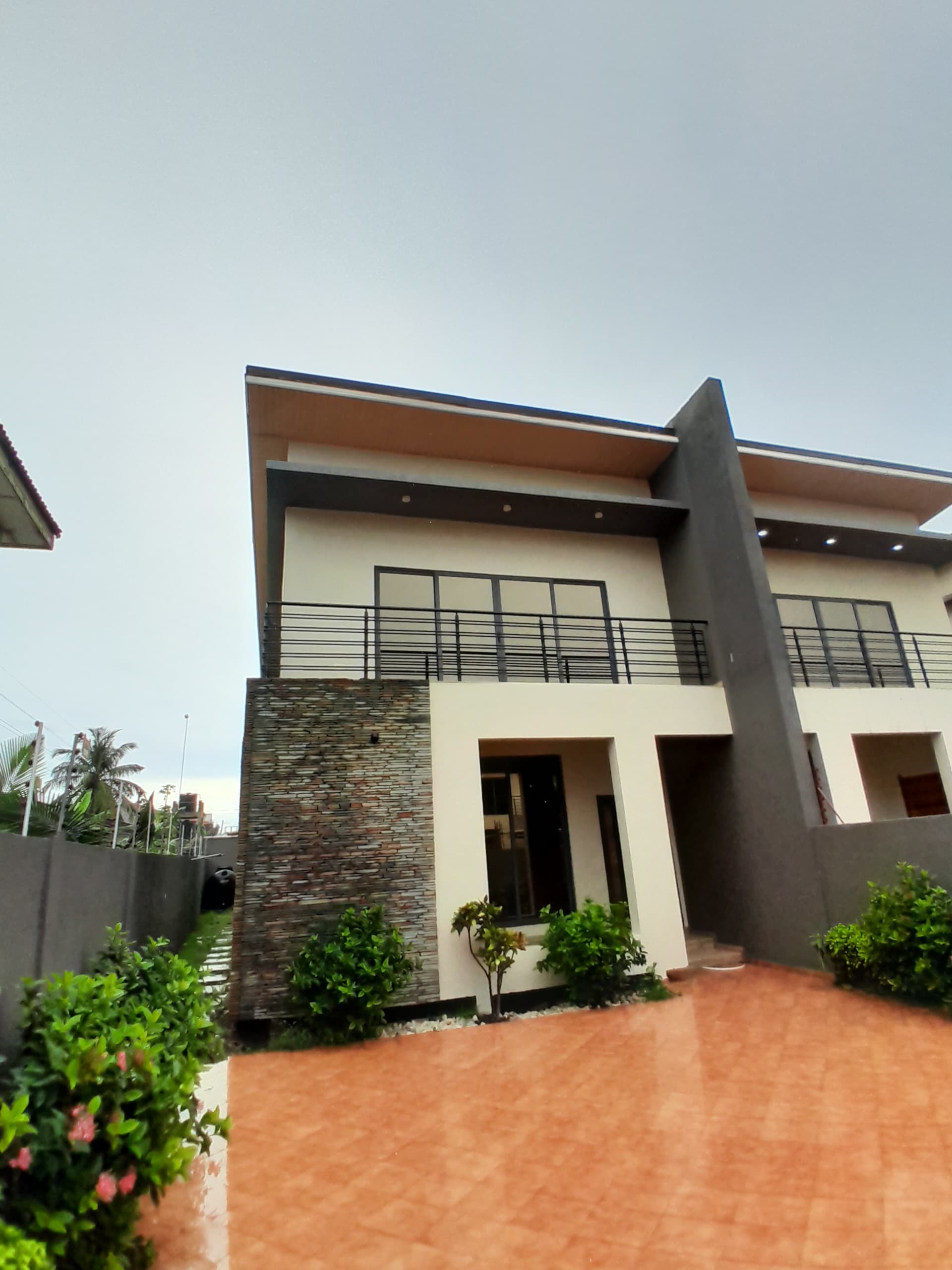 Three (3) Bedroom Detached House for Rent at Ajiringanor