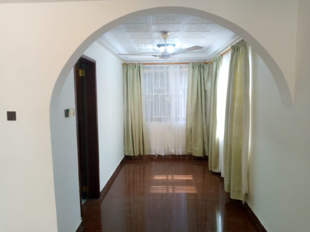 Three 3-Bedroom Detached House With 1 Bq for Rent in Abelemkpe