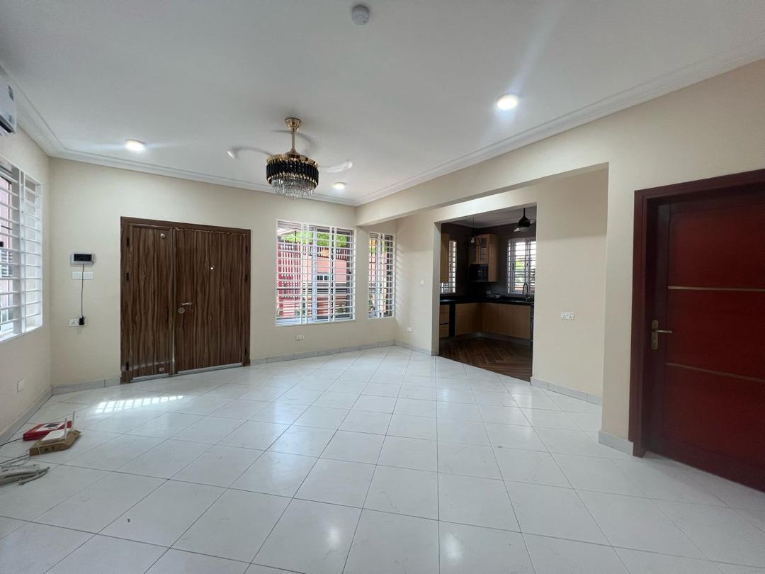 Three (3) Bedroom House For Rent at Achimota