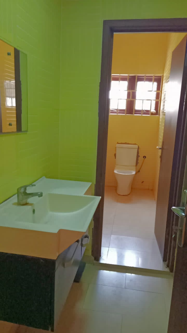 Three (3) Bedroom House for Rent at Dzorwulu