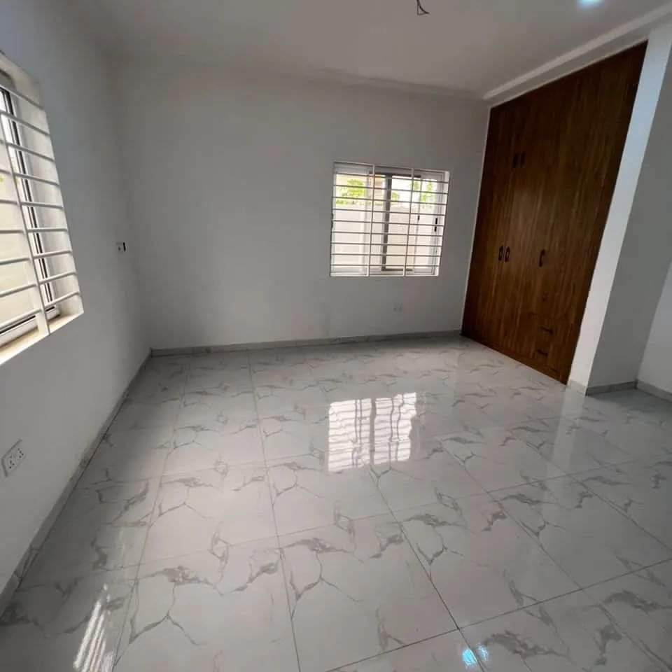 Three (3) Bedroom House for Sale at Lakeside Estates
