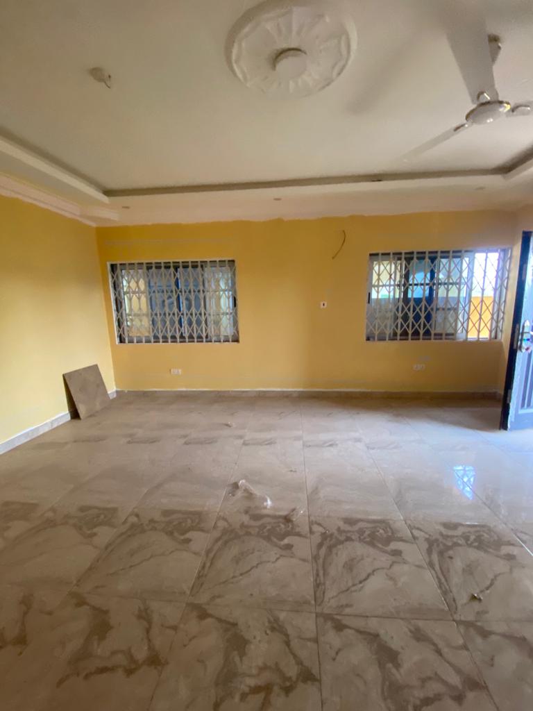 Three 3-Bedroom House for Sale at Malejor