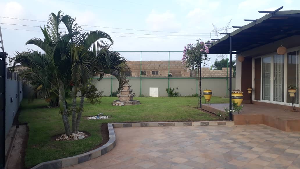 Three 3-Bedroom House with 2-Bedroom Outhouse for Sale in Oyarifa