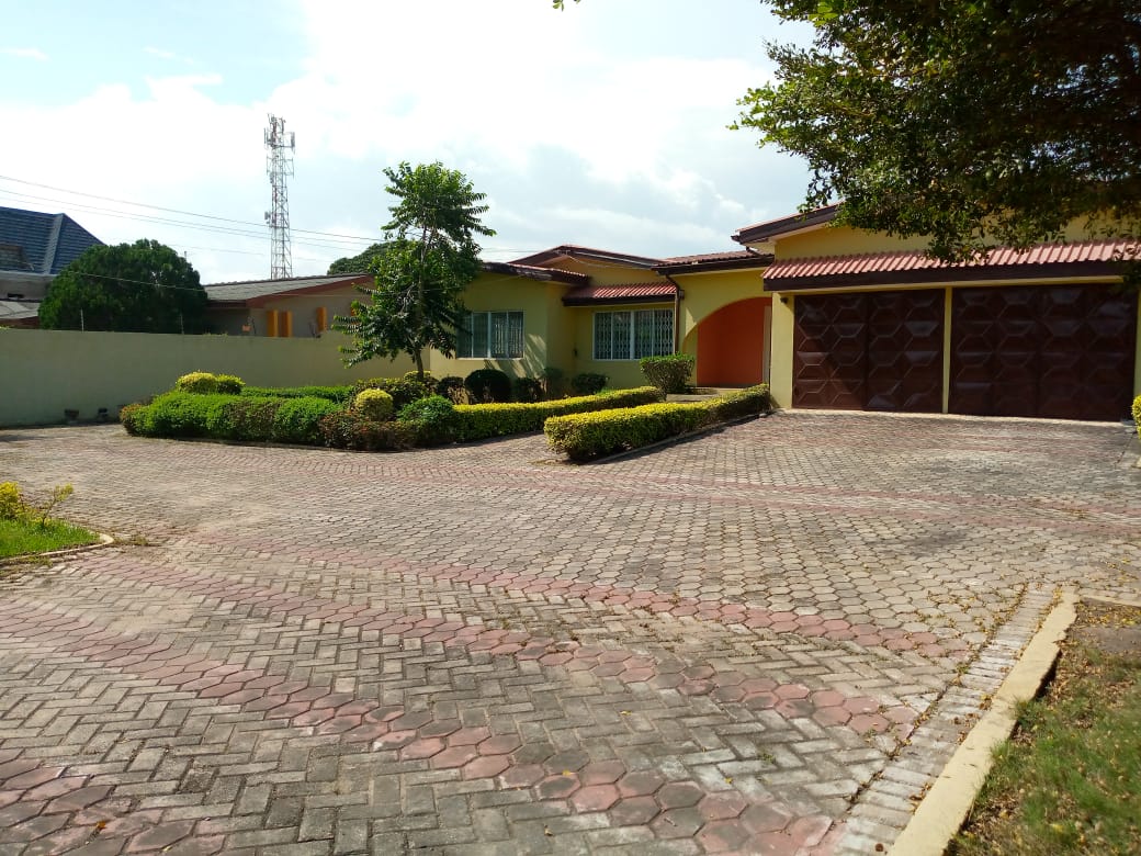Three 3-Bedroom House with 2-Boy’s Quarters for Sale at Westland