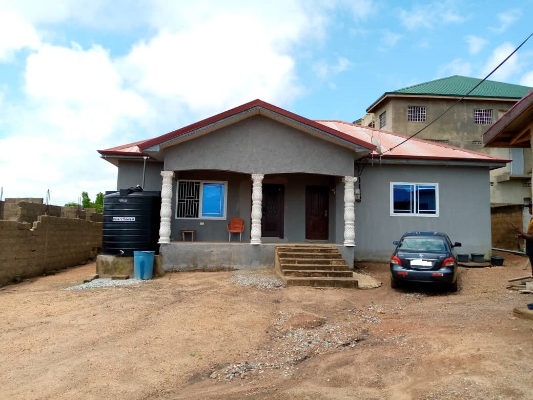 Three (3) Bedroom Modern House with One (1) Shop in Front for Sale