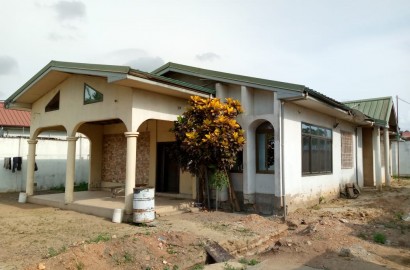 Three (3) Bedroom Self Compound House for Sale at Set Light Junction (Nsawam Road)