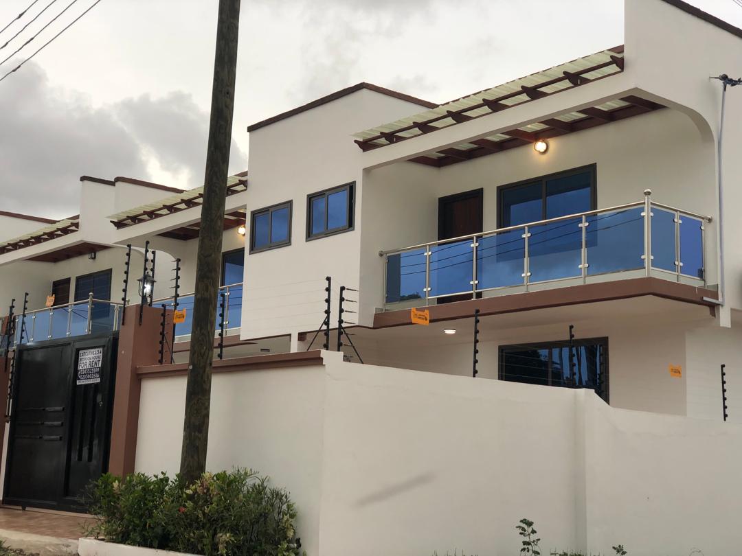 Three (3) Bedroom Semi-Detached House for Rent at Ashongman Estate