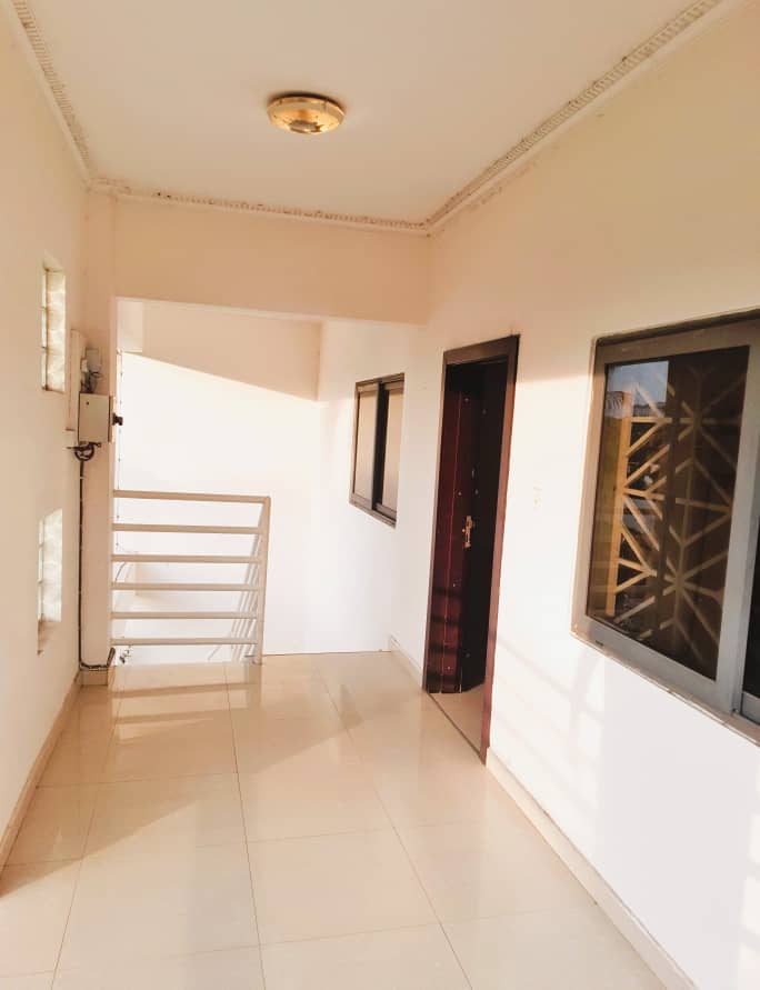 Three 3-Bedroom Semi-detached Houses for Rent at Dome