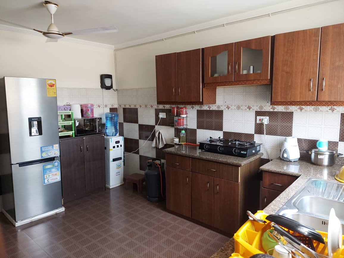 Three 3-Bedroom Semi-detached Houses for Rent at Dome