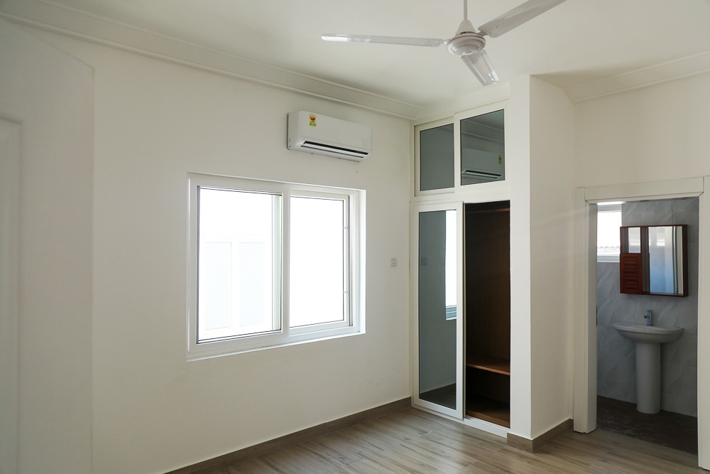 Three (3) Bedroom Semi-Furnished Town House for Rent at East Airport