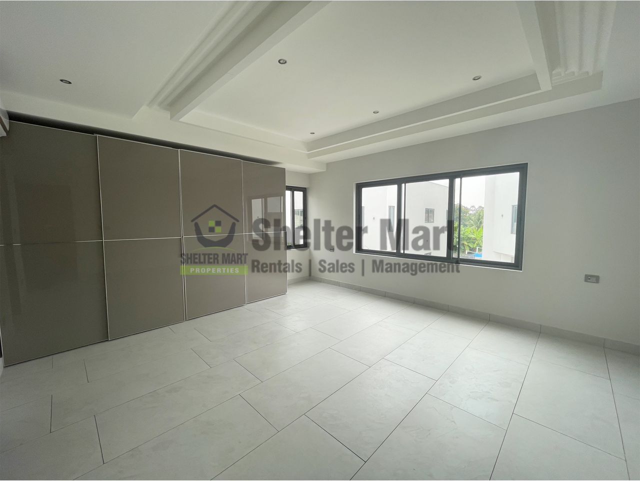 Three (3) Bedrooms Unfurnished Town House With One Bedroom Boy's Quarters for Rent at Airport Residential