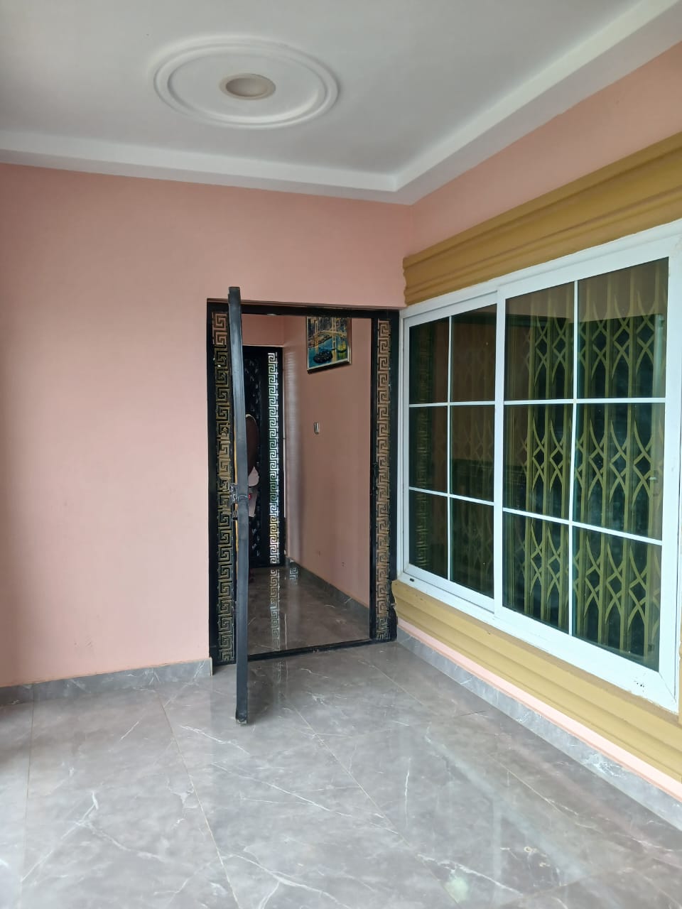 Three (3) Bedroom Apartment For Rent at Afienya Mataheko