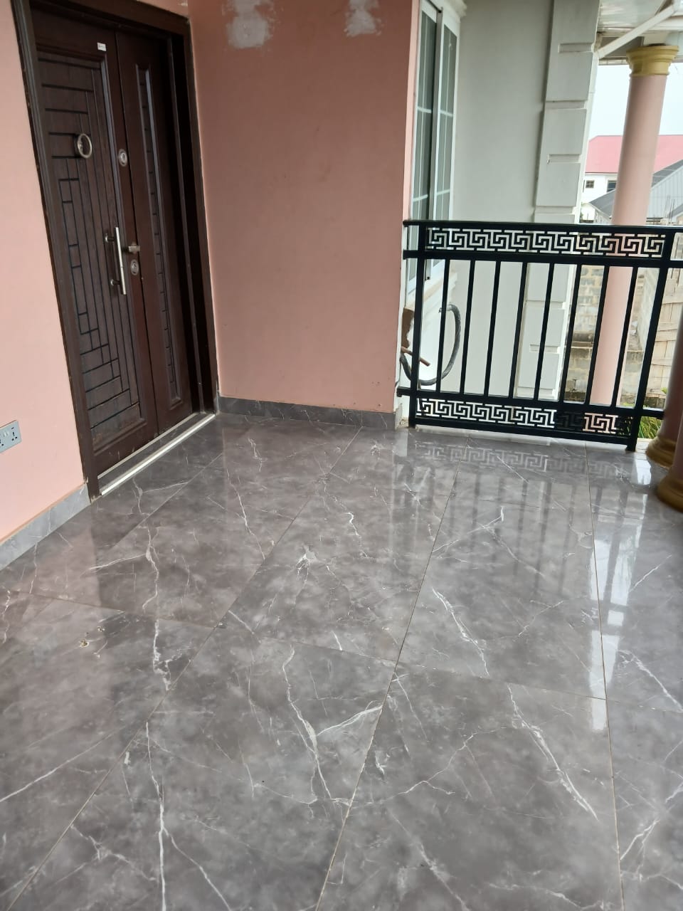 Three (3) Bedroom Apartment For Rent at Afienya Mataheko