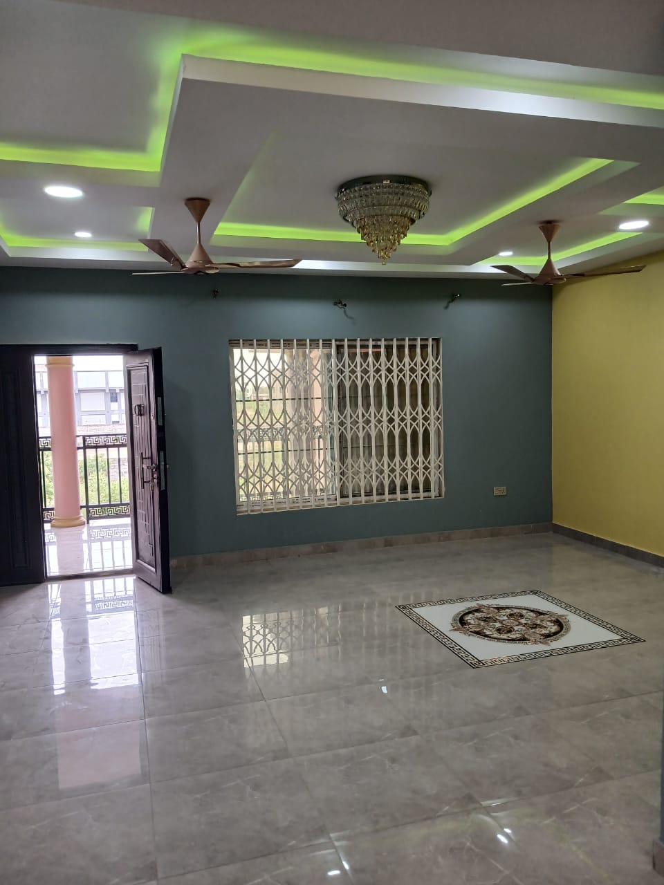 Three (3) Bedroom Apartment For Rent at Afienya Mataheko