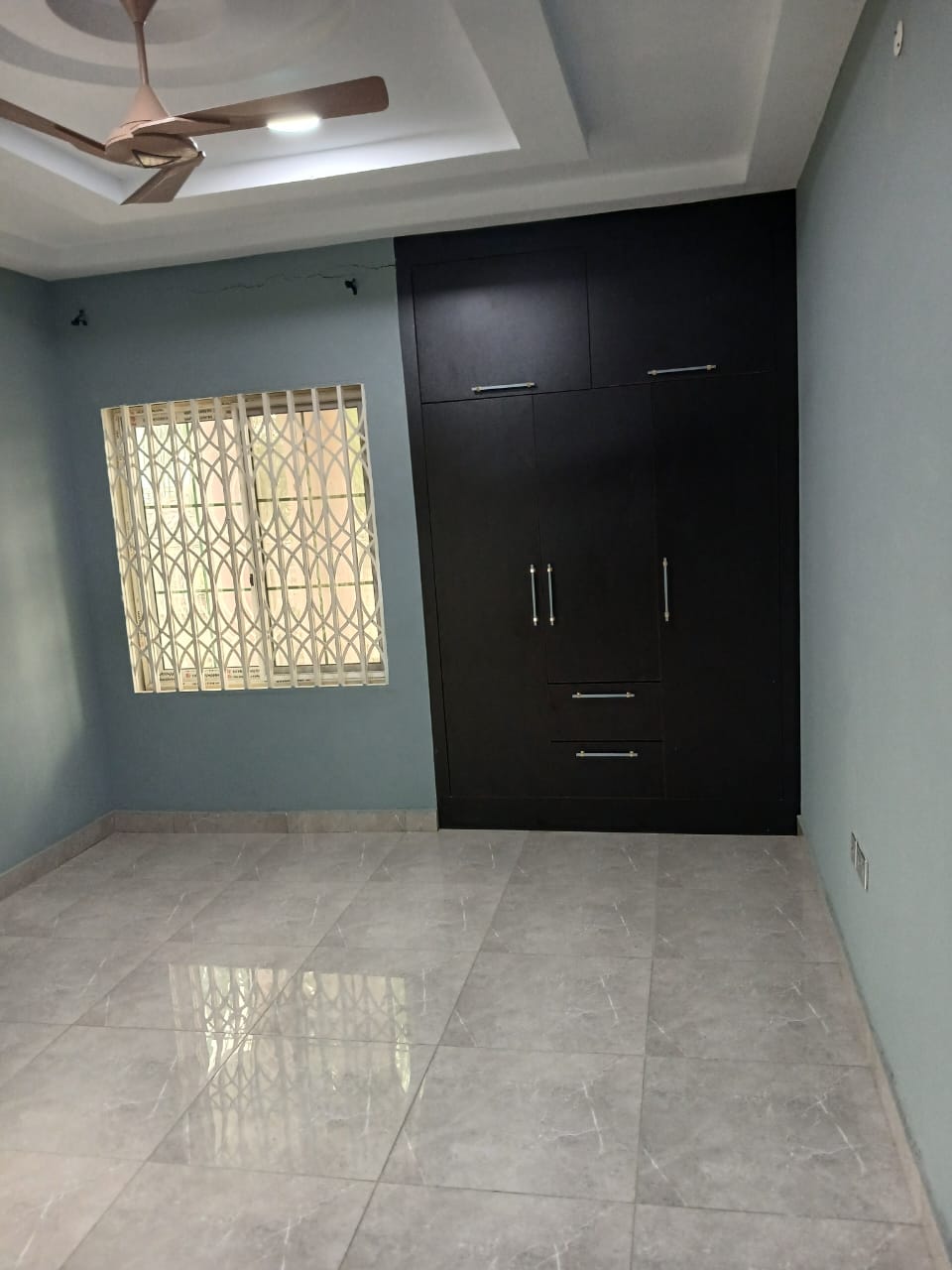 Three (3) Bedroom Apartment For Rent at Afienya Mataheko