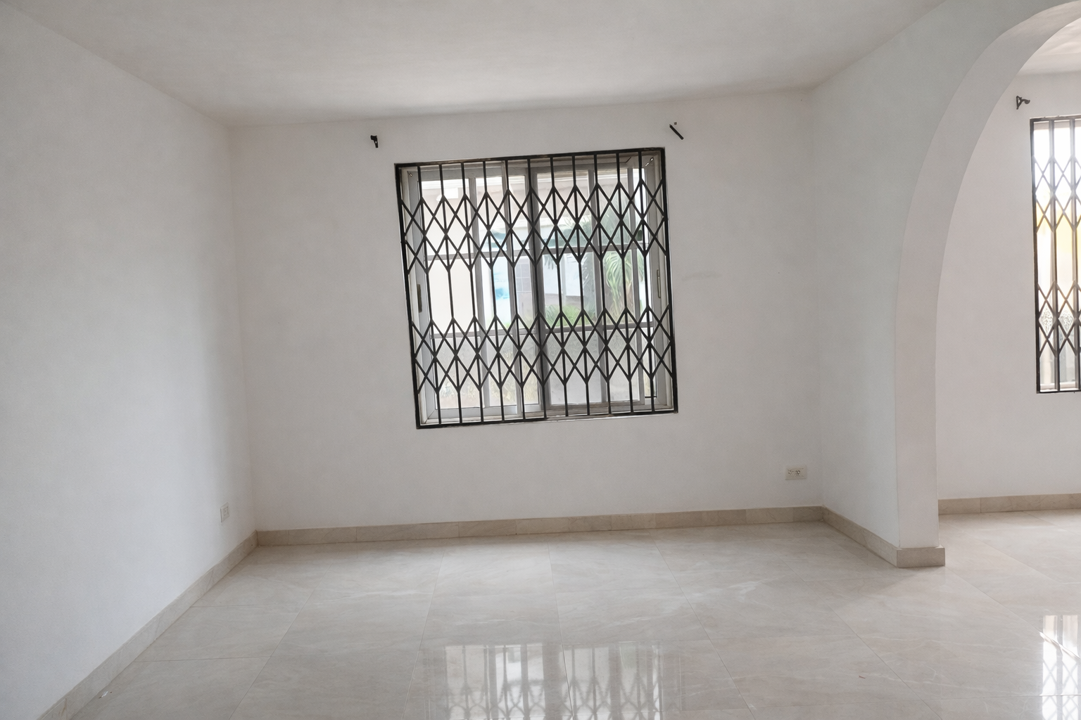 Three (3) Bedroom Apartment For Rent at Ashaley Botwe
