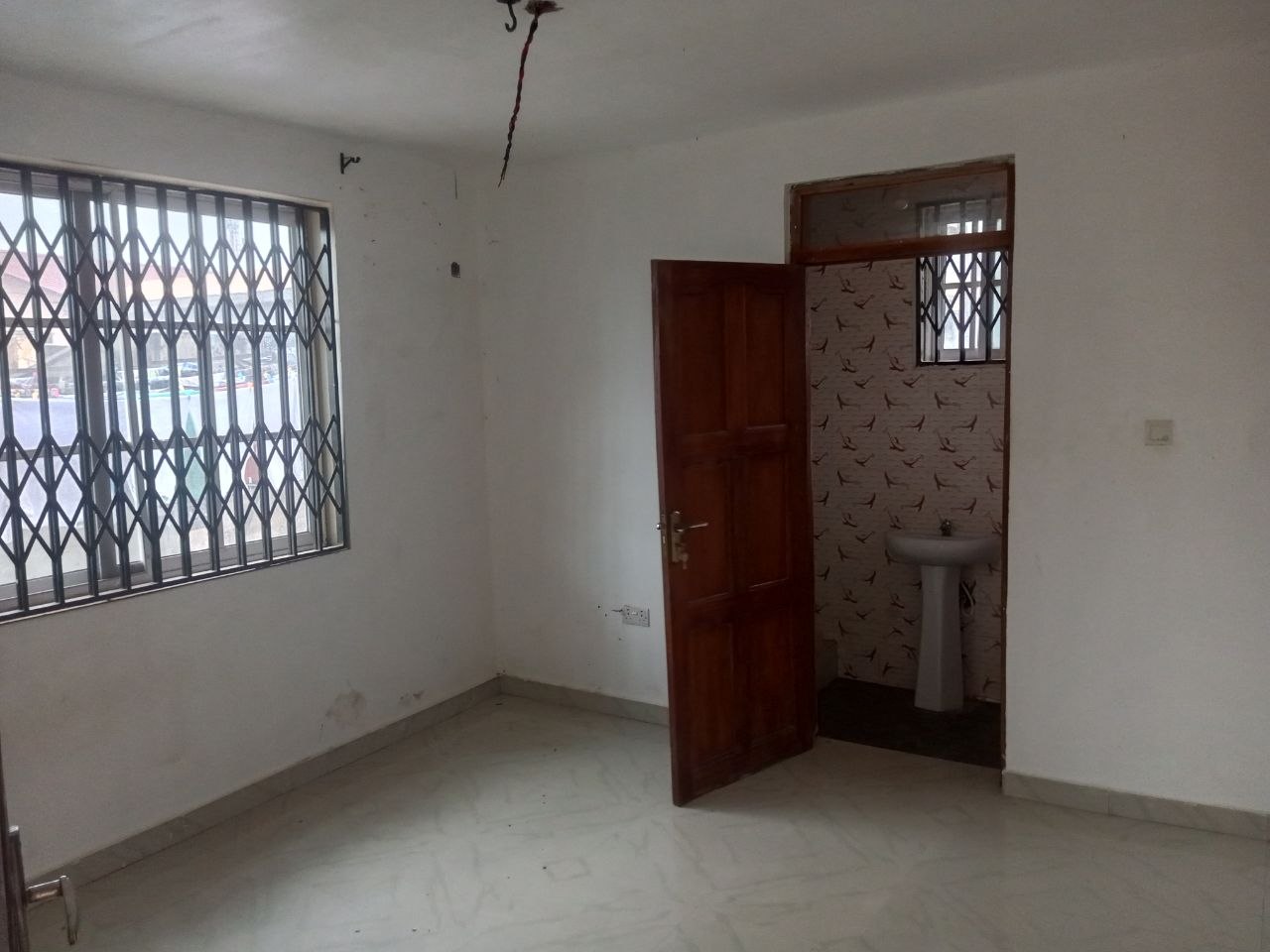 Three (3) Bedroom Apartment For Rent at Ashaley Botwe