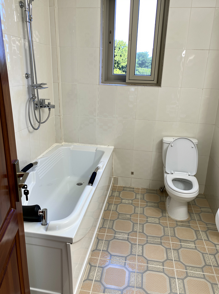 Three (3) Bedroom Apartment For Rent At Ofankor Barrier Asofan