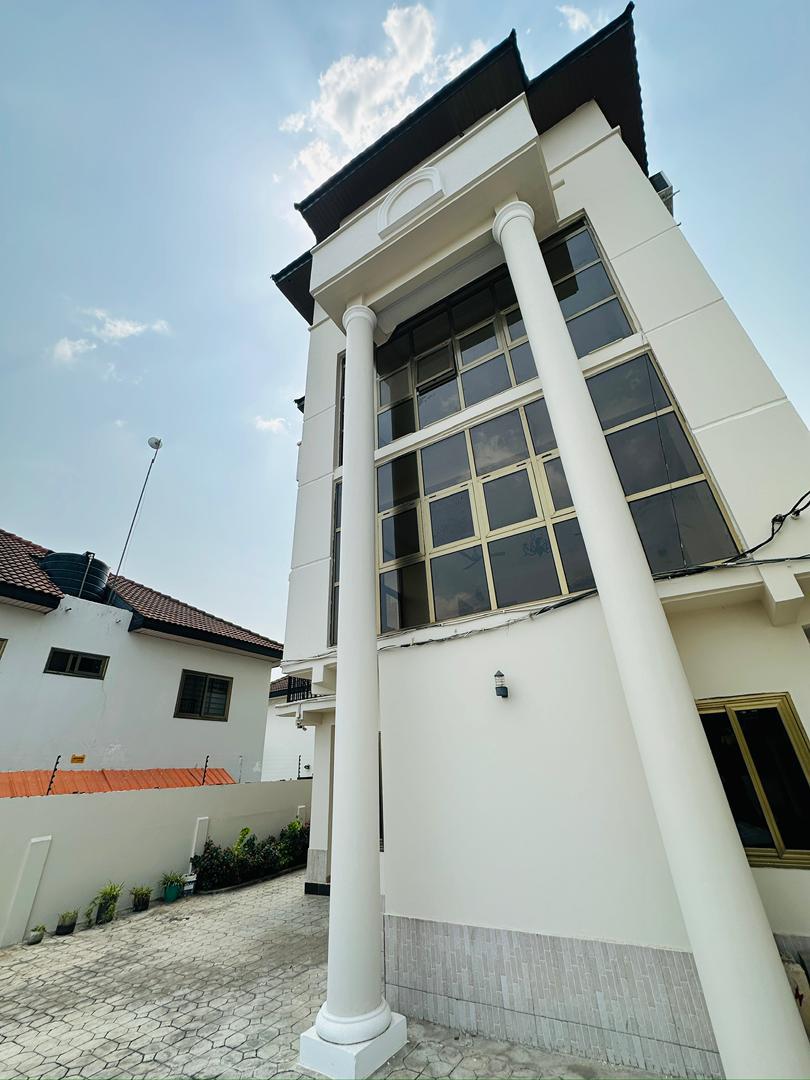 Three (3) Bedroom Apartment For Rent at Dzorwulu