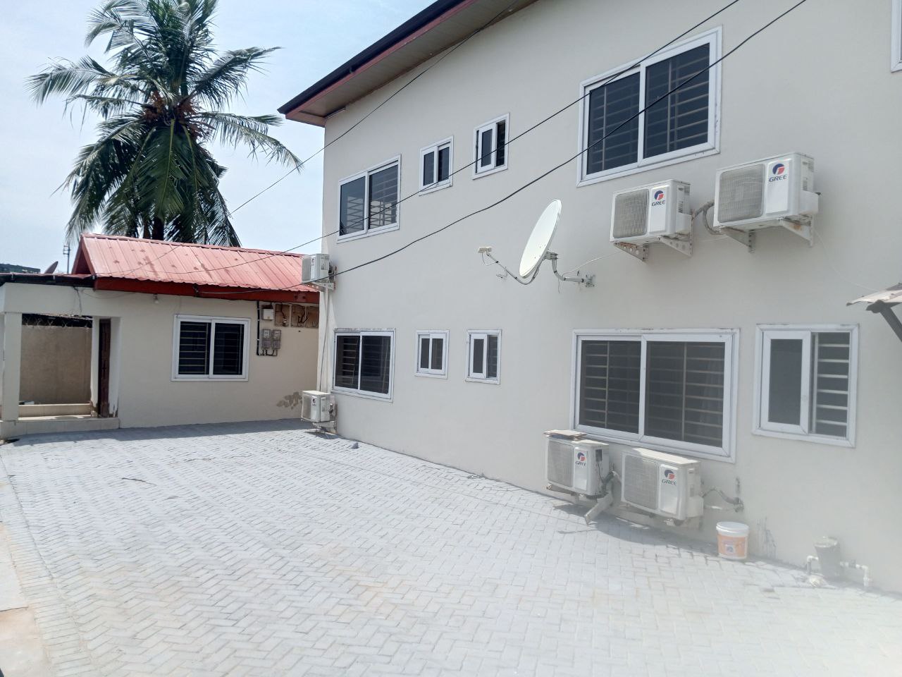 Three (3) Bedroom Apartment For Rent at Dzorwulu