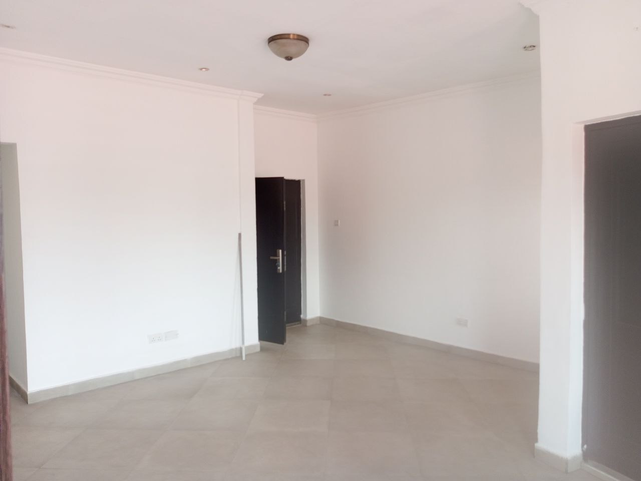 Three (3) Bedroom Apartment For Rent at Dzorwulu