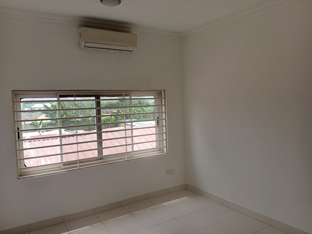 Three (3) Bedroom Apartment For Rent at Dzorwulu