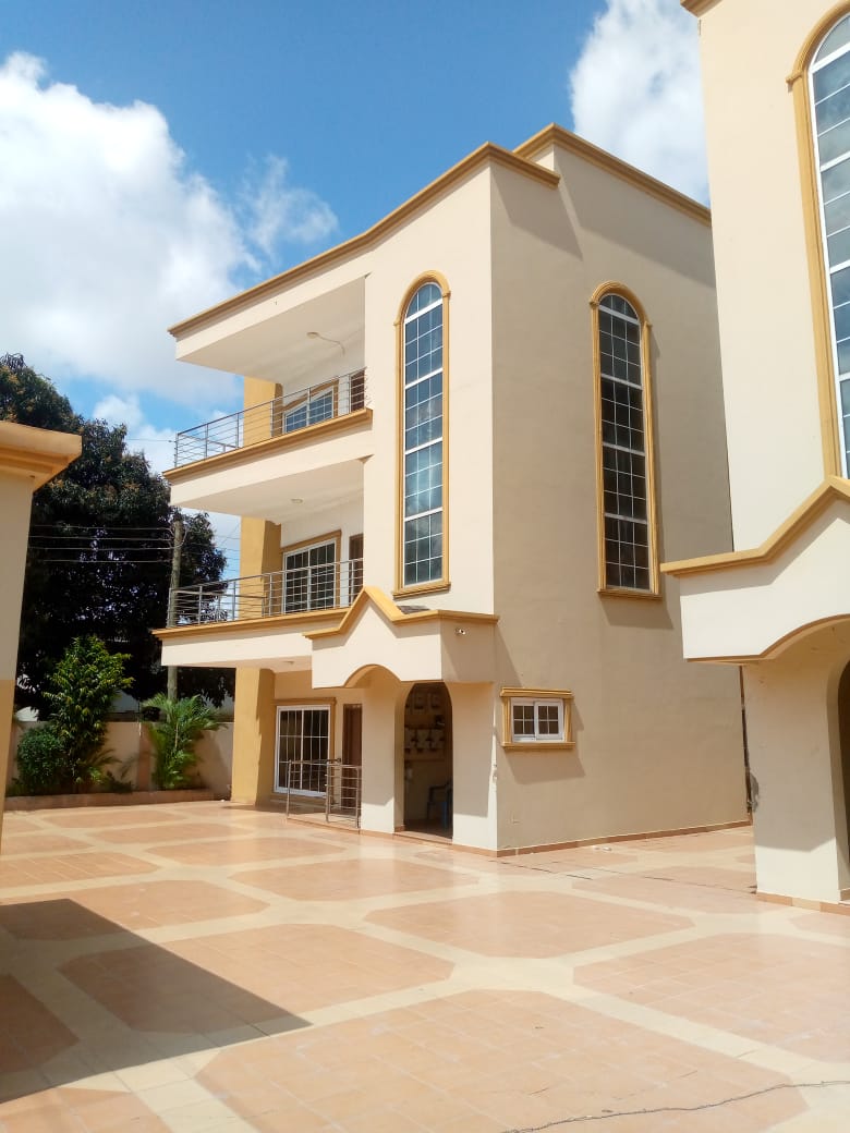 Three (3) Bedroom Apartment For Rent at East Legon Baweleshi