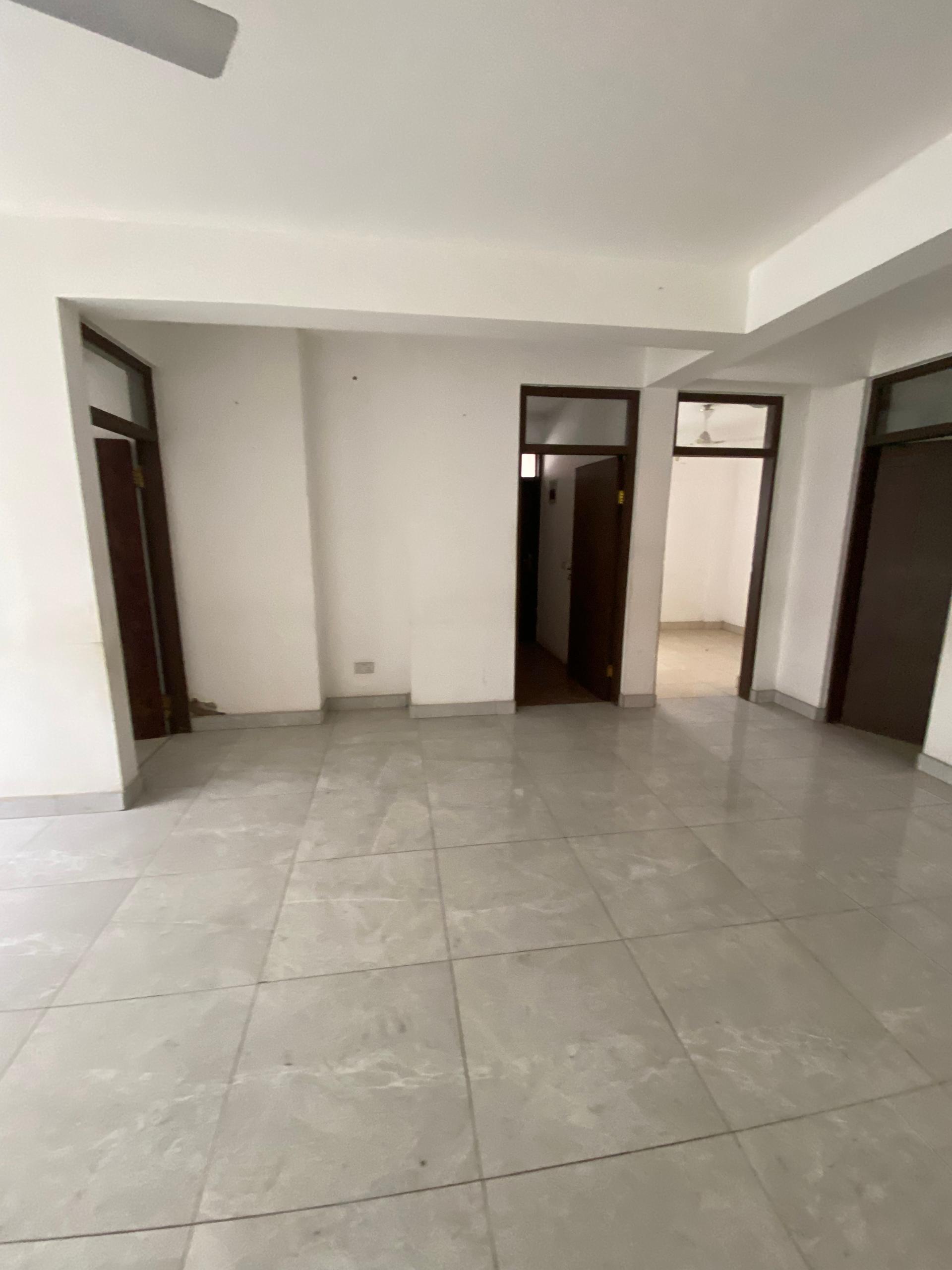 Three (3) Bedroom Apartment For Rent at Sakumono