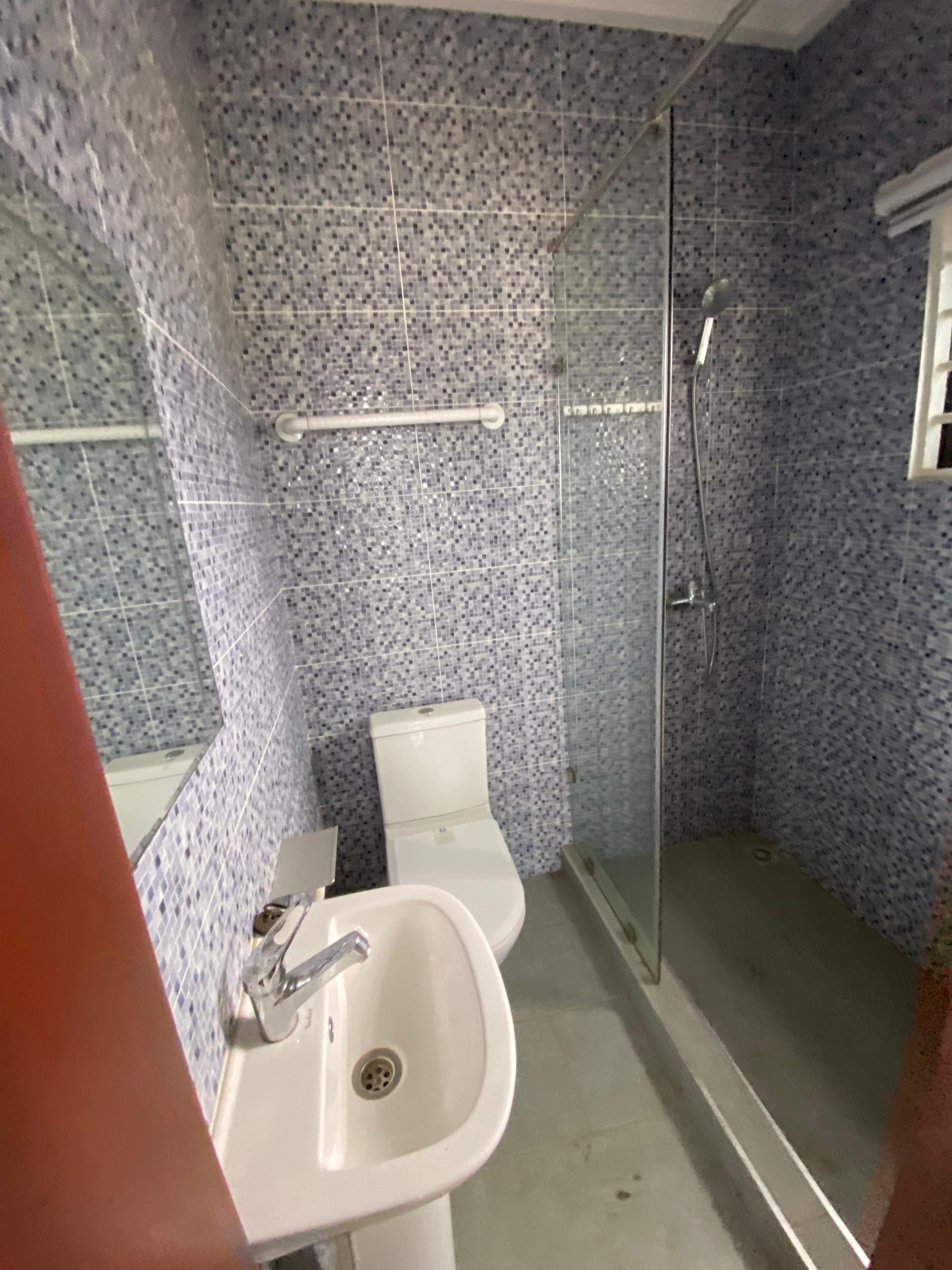 Three (3) Bedroom Apartment For Rent at Sakumono
