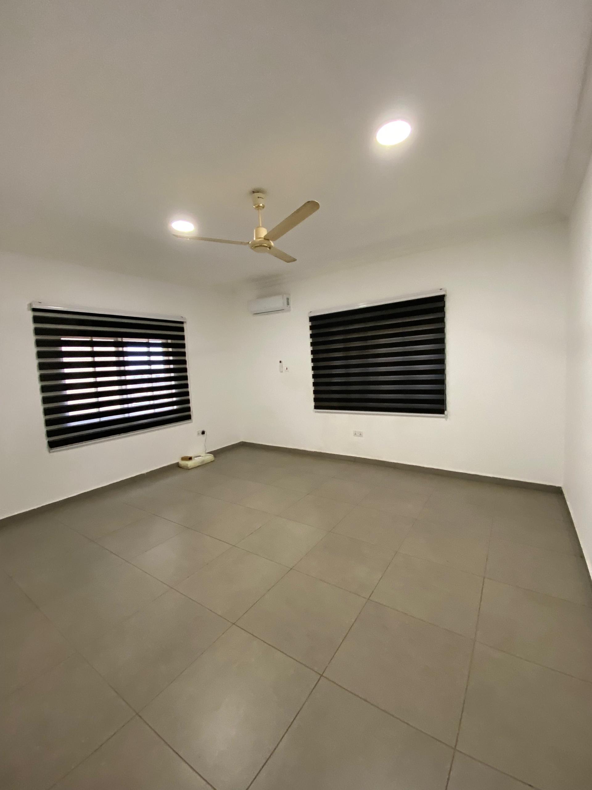 Three (3) Bedroom Apartment For Rent at Sakumono