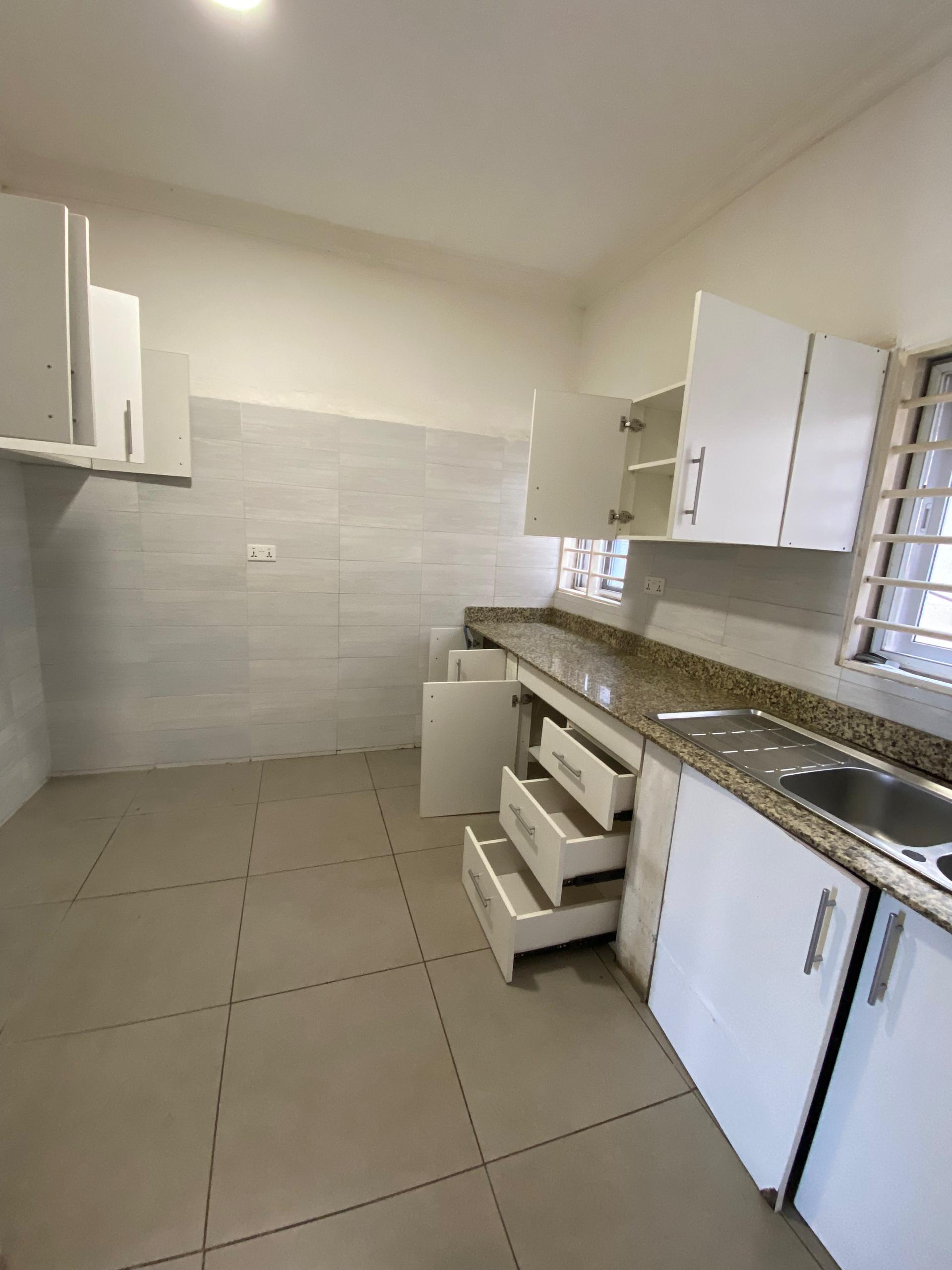 Three (3) Bedroom Apartment For Rent at Sakumono