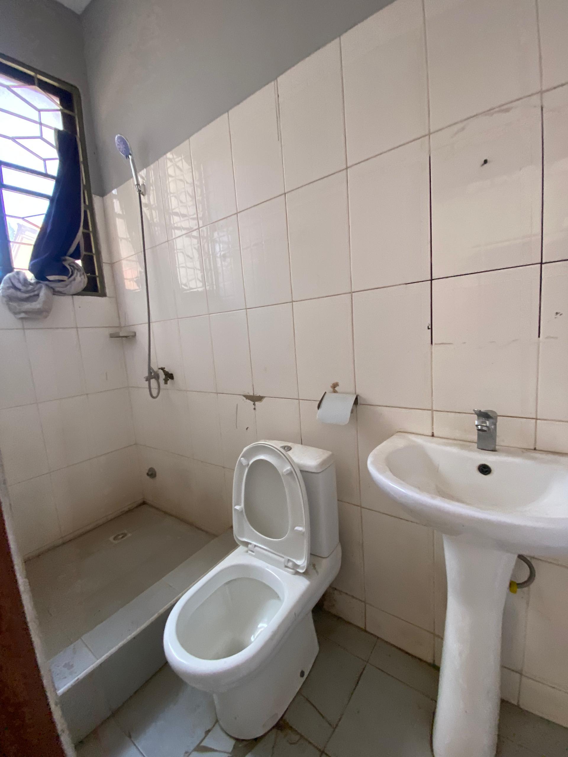 Three (3) Bedroom Apartment For Rent at Spintex