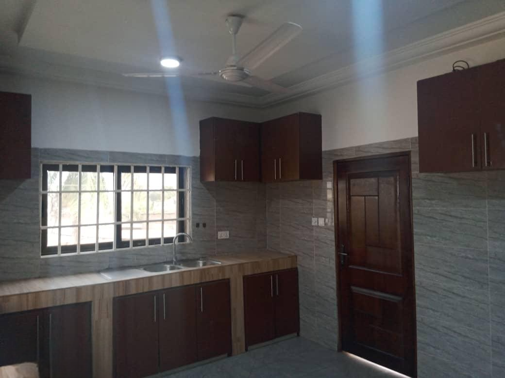 Three (3) Bedroom Apartments For Rent at Lapaz Nii Boi Town