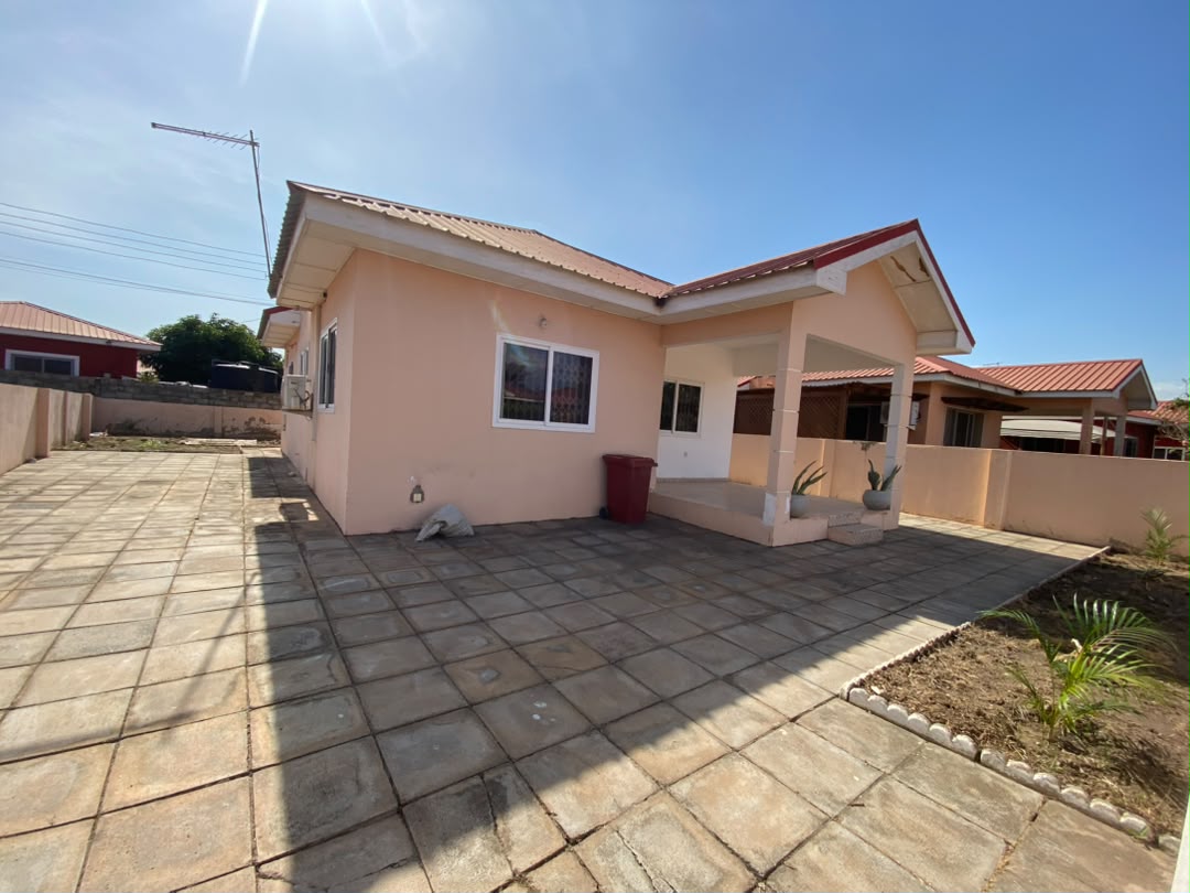 Three (3) Bedroom Detached House For Rent in a Gated Community at Tema Community 25