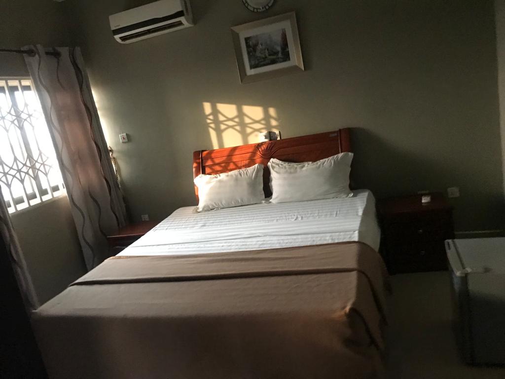 THREE BEDROOM FULLY FURNISHED  APARTMENT AT ADJIRINGANOR FOR RENT