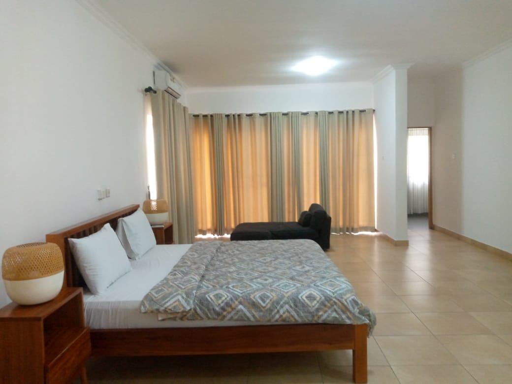 Three (3) Bedroom Fully Furnished Apartments For Sale at Roman Ridge