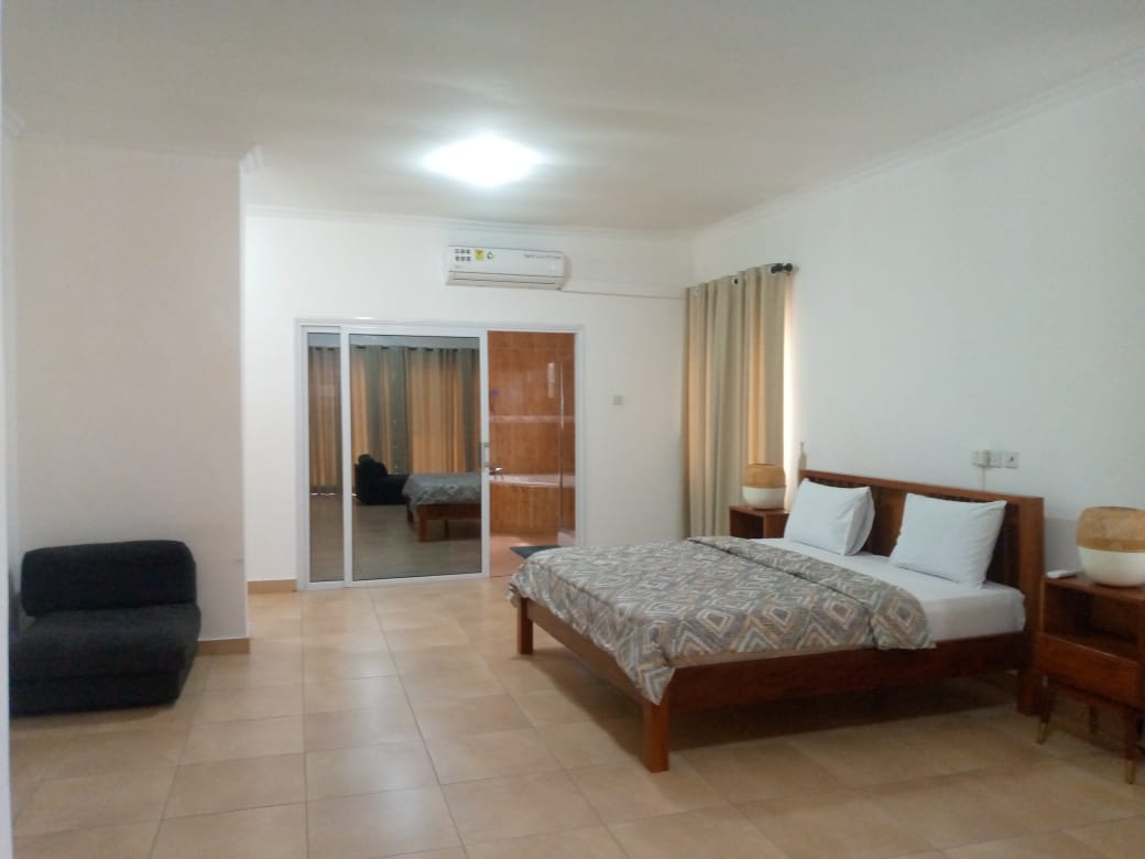 Three (3) Bedroom Fully Furnished Apartments For Sale at Roman Ridge